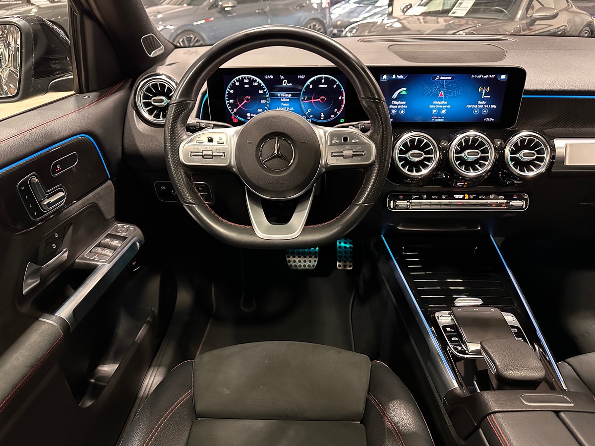 Mercedes-Benz GLB 220 d 190 AMG LINE 4MATIC 220d - 1ère Main / 7 places / TOIT PANO / HIFI BURMESTER