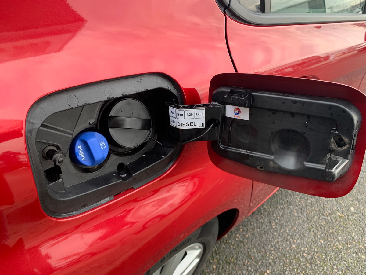 Peugeot 308 100 ch | Pack Attelage | Régulateur vitesse | Jantes Alu | Radar stationnement arriére