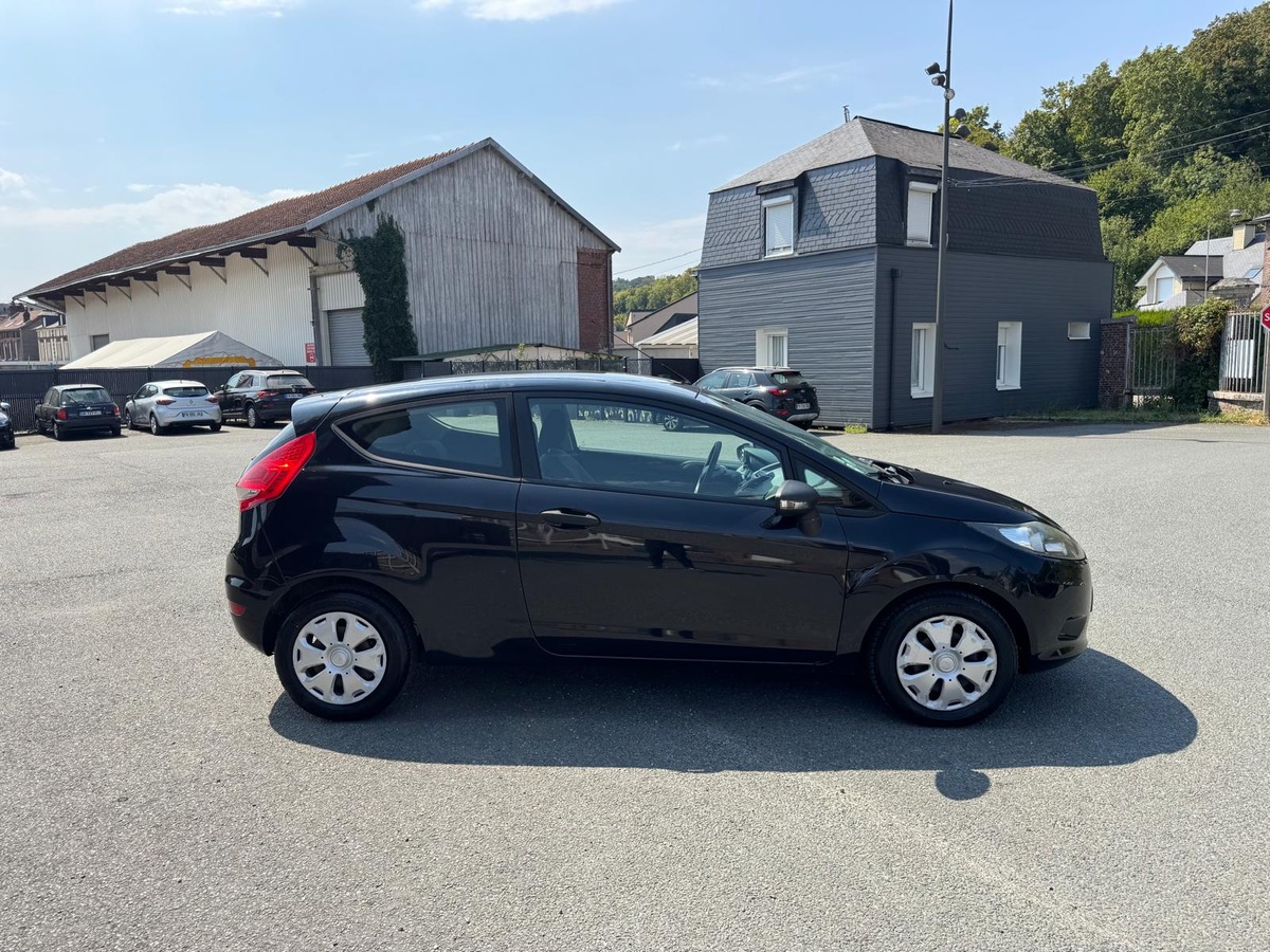 Ford Fiesta 1.4 TDCI 70- Première main- Distribution neuve