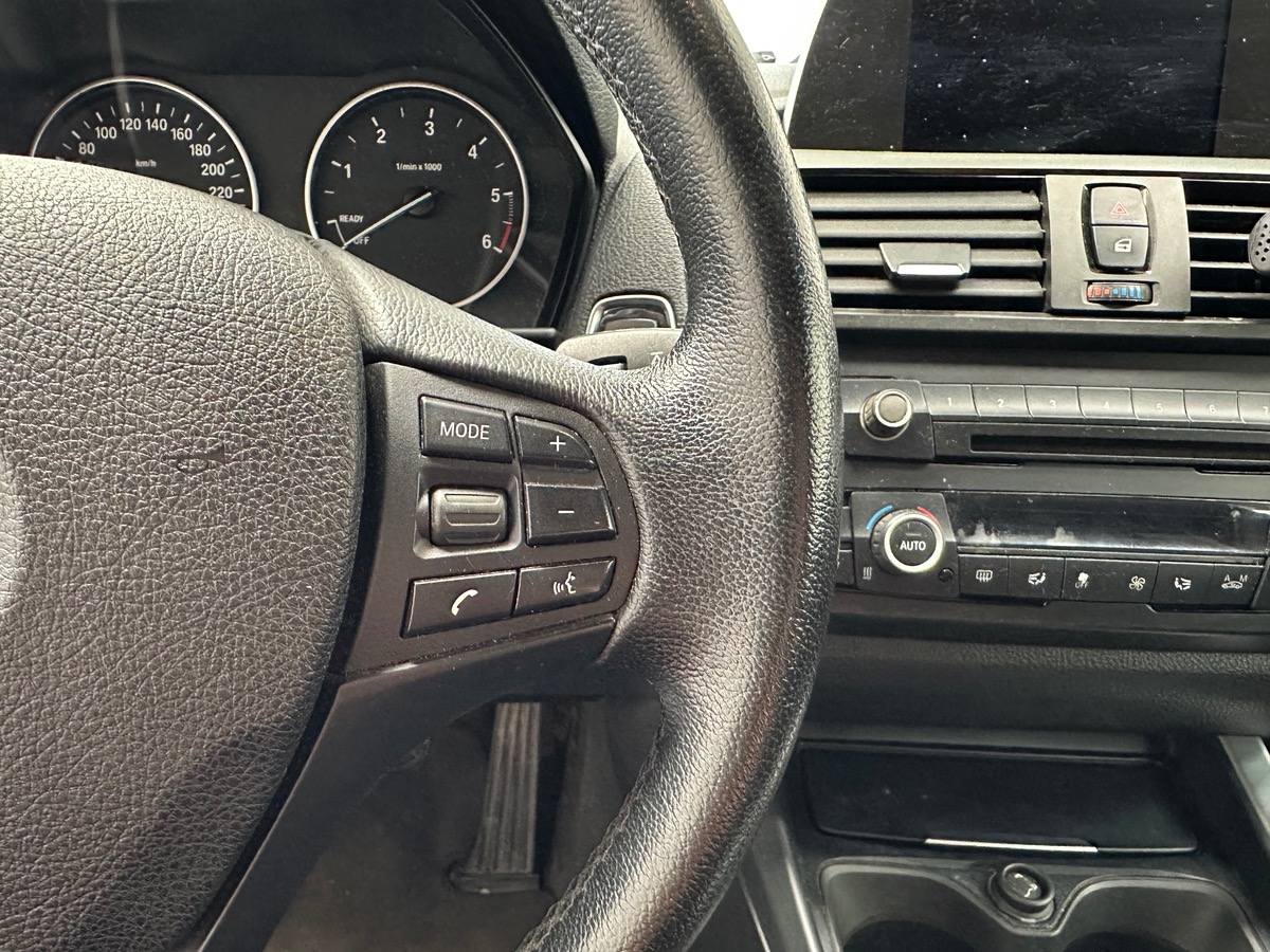 Bmw Série 1 (F21) 118D 143cv LOUNGE Garantie 12 mois