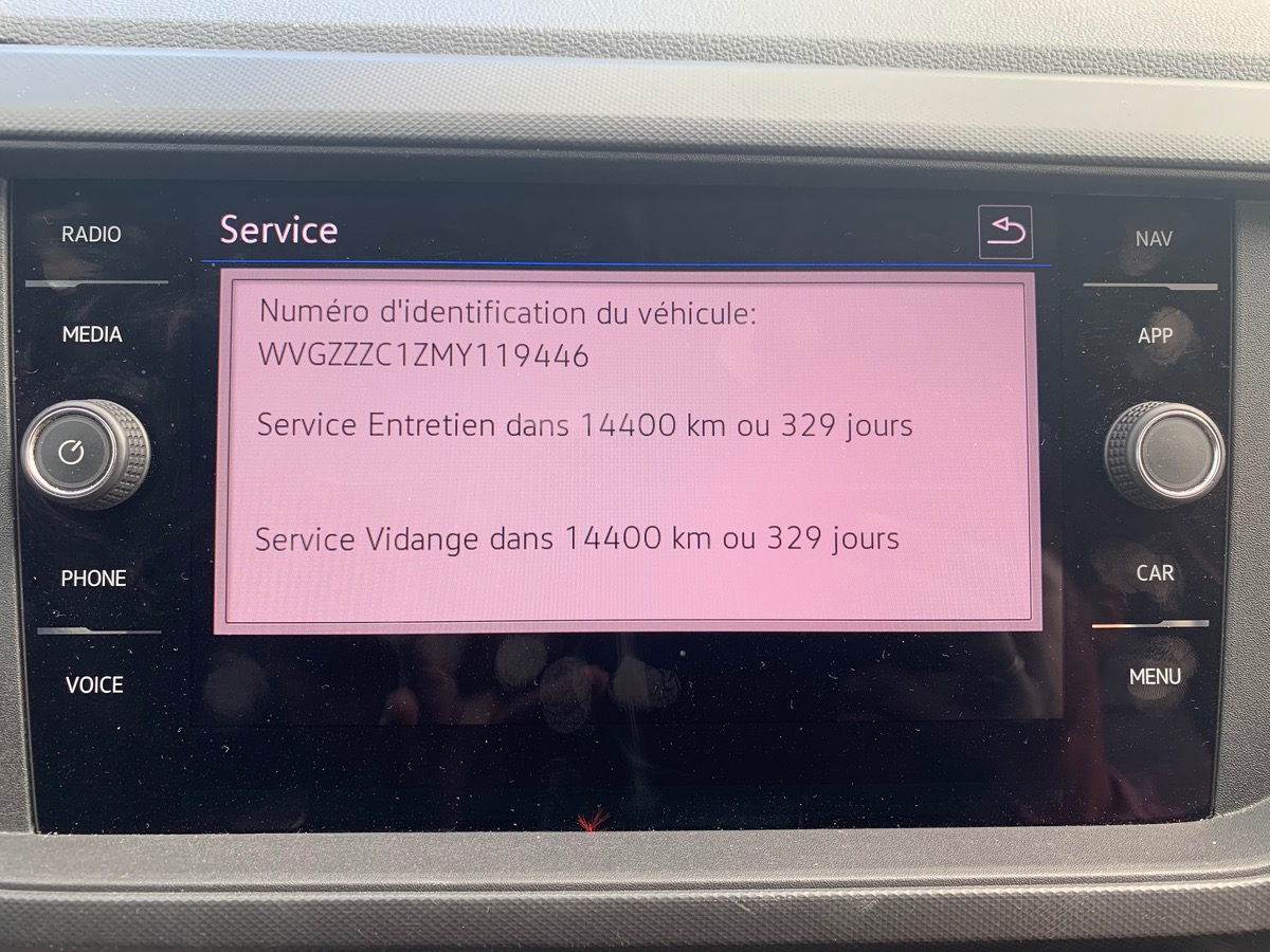 Volkswagen T-Cross 95 ch | Base | Attelage | Pack Stationnement arriére avant | Climatisation