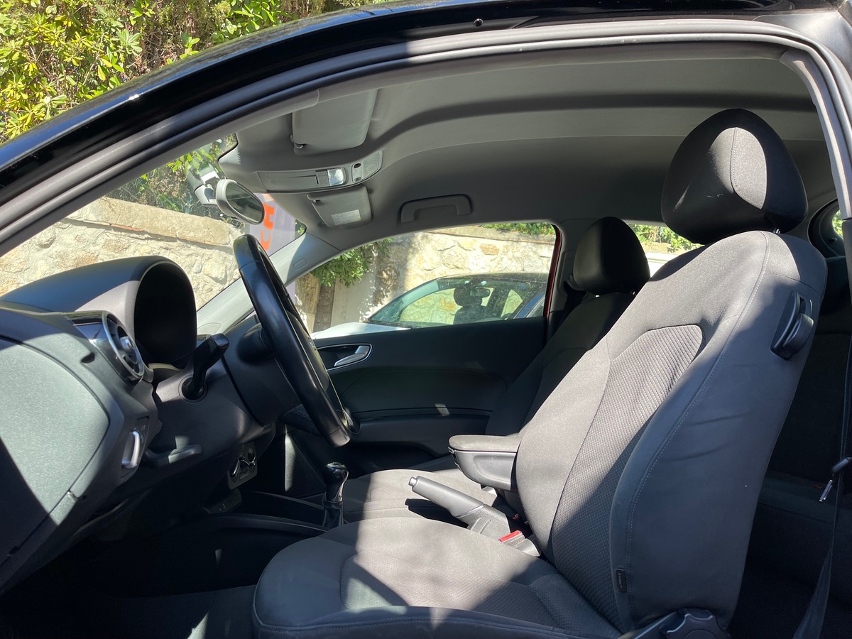 Audi A1 1.4 TDI 90 CV / Phase 2 / S Line / Embrayage Neuf / Jantes S Line