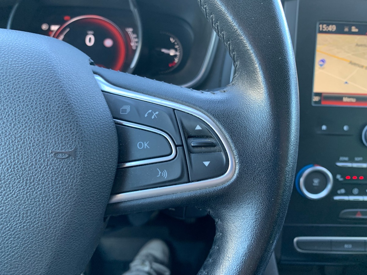 RENAULT Megane IV 110 ch | Business | Régulateur de vitesse | GPS | Boite automatique | Roue secours