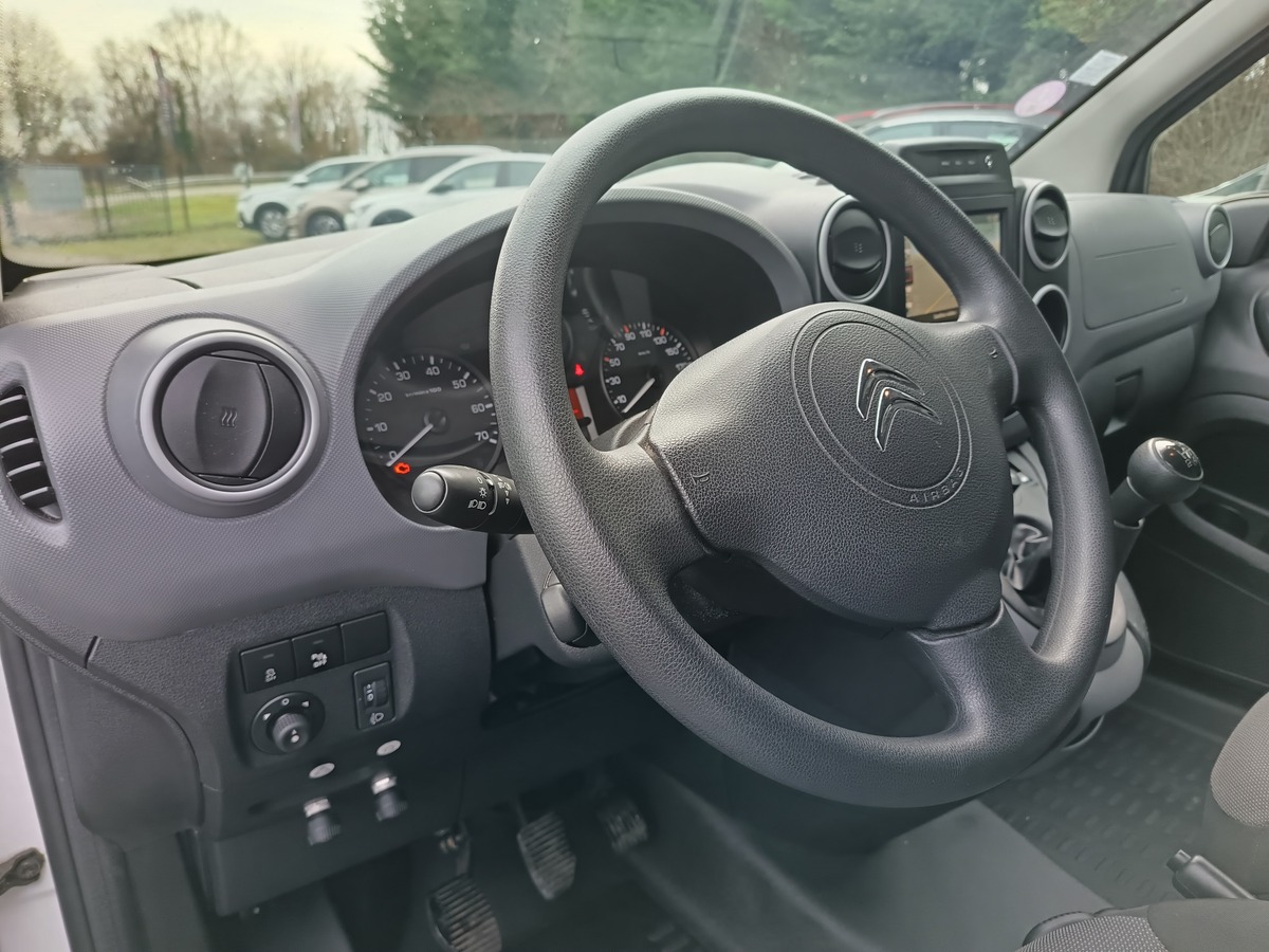 Citroën Berlingo FG 1.6L 98 CH BUSINESS M Gtie 6 mois Tva récupérable/ 3 places/Android auto
