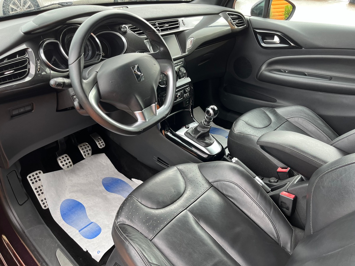 Citroën DS3 1.6 THP 156 CH SPORT CHIC