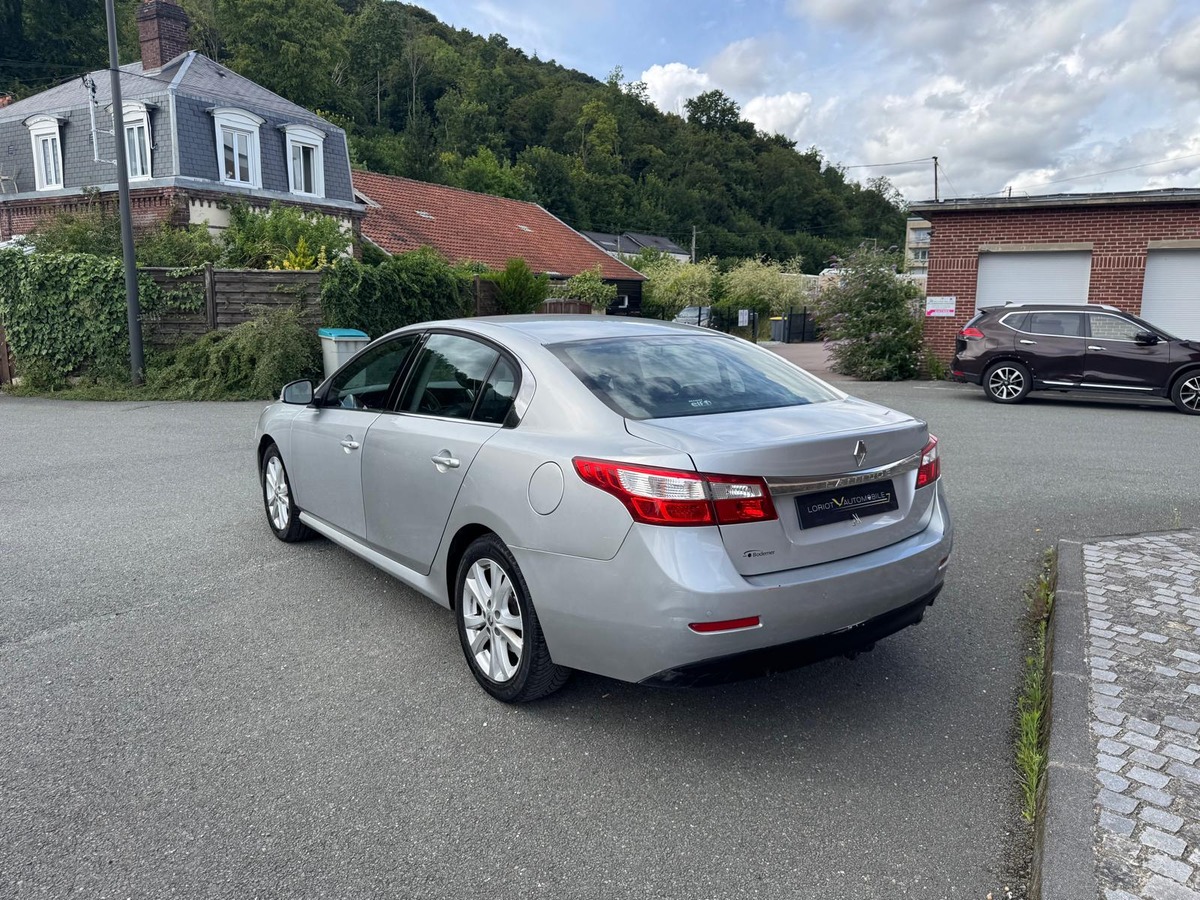 RENAULT Latitude 2.0 dci 150cv Business - garantie