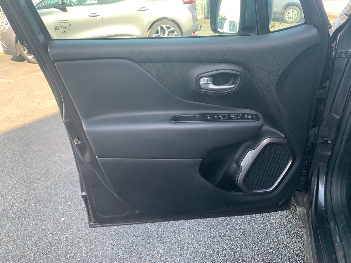 Jeep Renegade 120 ch | Limited | Caméra de recul | Régulateur de vitesse | Avertisseur Angles Morts