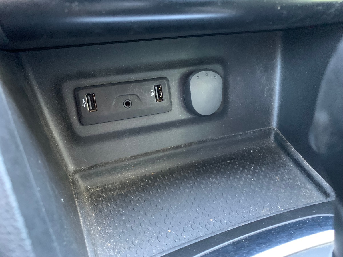 RENAULT Megane IV 110 ch | Business | Régulateur de vitesse | GPS | Boite automatique | Roue secours