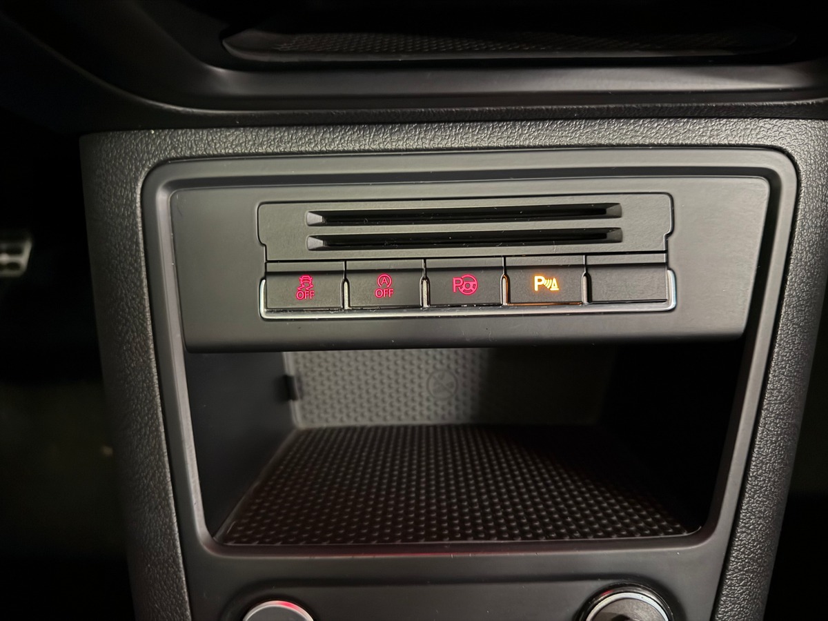 Volkswagen Tiguan 2.0 TDI R LINE TOIT PANORAMIQUE OUVRANT / CAMERA DE RECUL