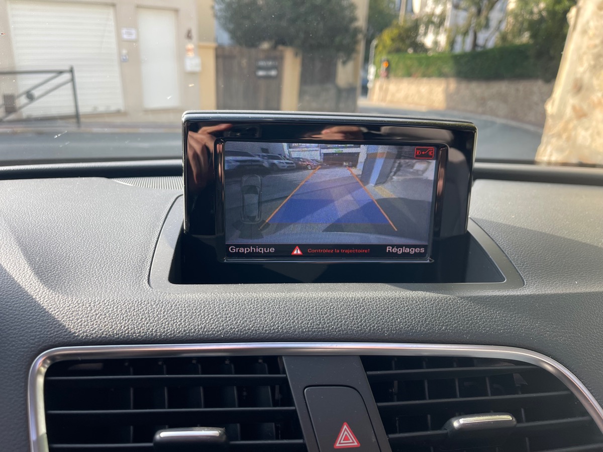 Audi Q3 2.0 TDI 140 CV Quattro / S Line/  Toit ouvrant / Ambition Luxe /Caméra