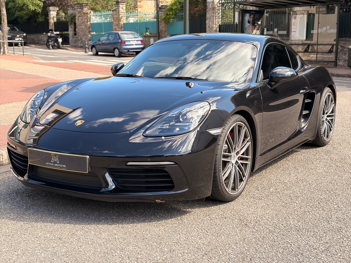 Porsche 718 Cayman