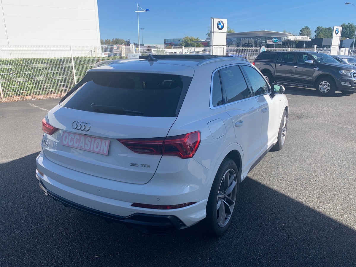Audi Q3 150 ch | S line | Toit ouvrant | Caméra de recul | Apple car play | Attelage | Régulateur