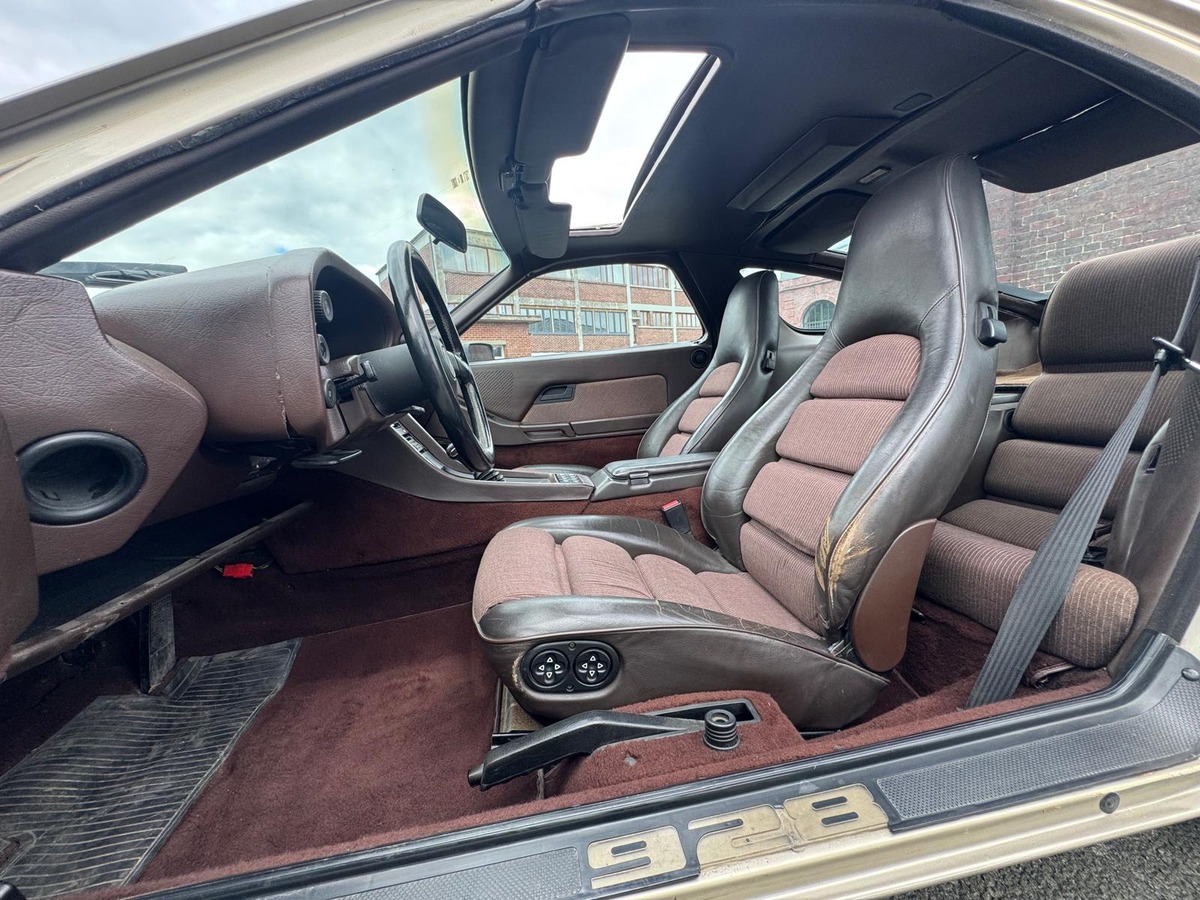 Porsche 928 S3 5.0 32soupapes 288