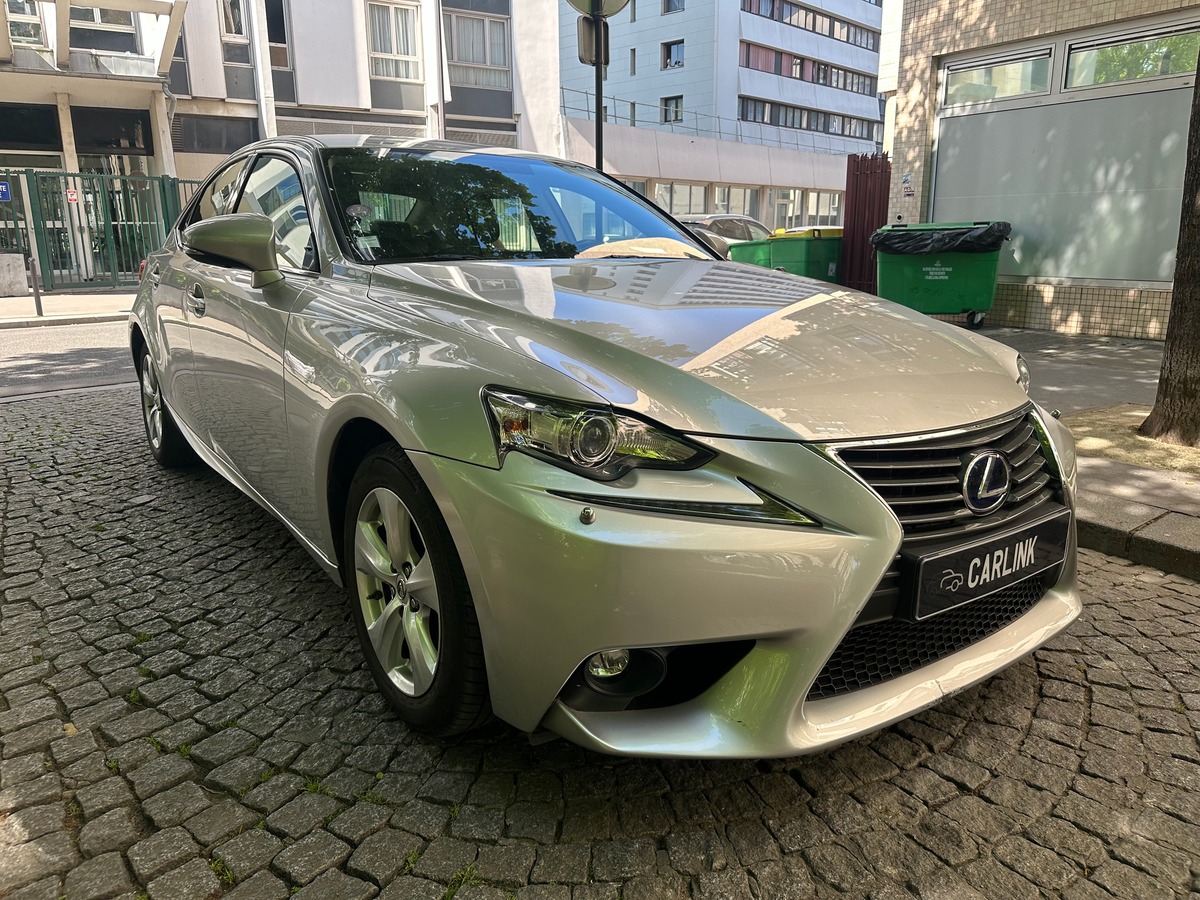 Lexus IS300 H Business E-CVT 181 cv Entretien Lexus