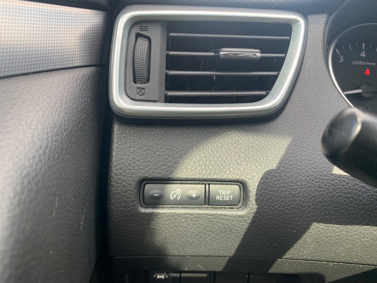 Nissan Qashqai 115 | Acenta | Toit panoramique | Caméra de recul | Régulateur vitesse | Roue secours