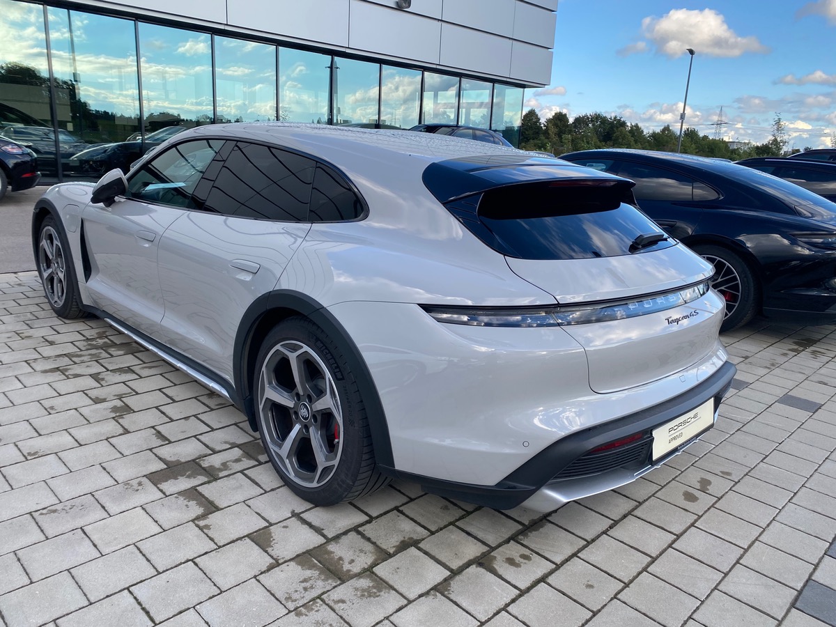 Porsche Taycan Cross Turismo 4S 571ch Sport Chrono, Sièges ventilés, Bose, Camera 360..