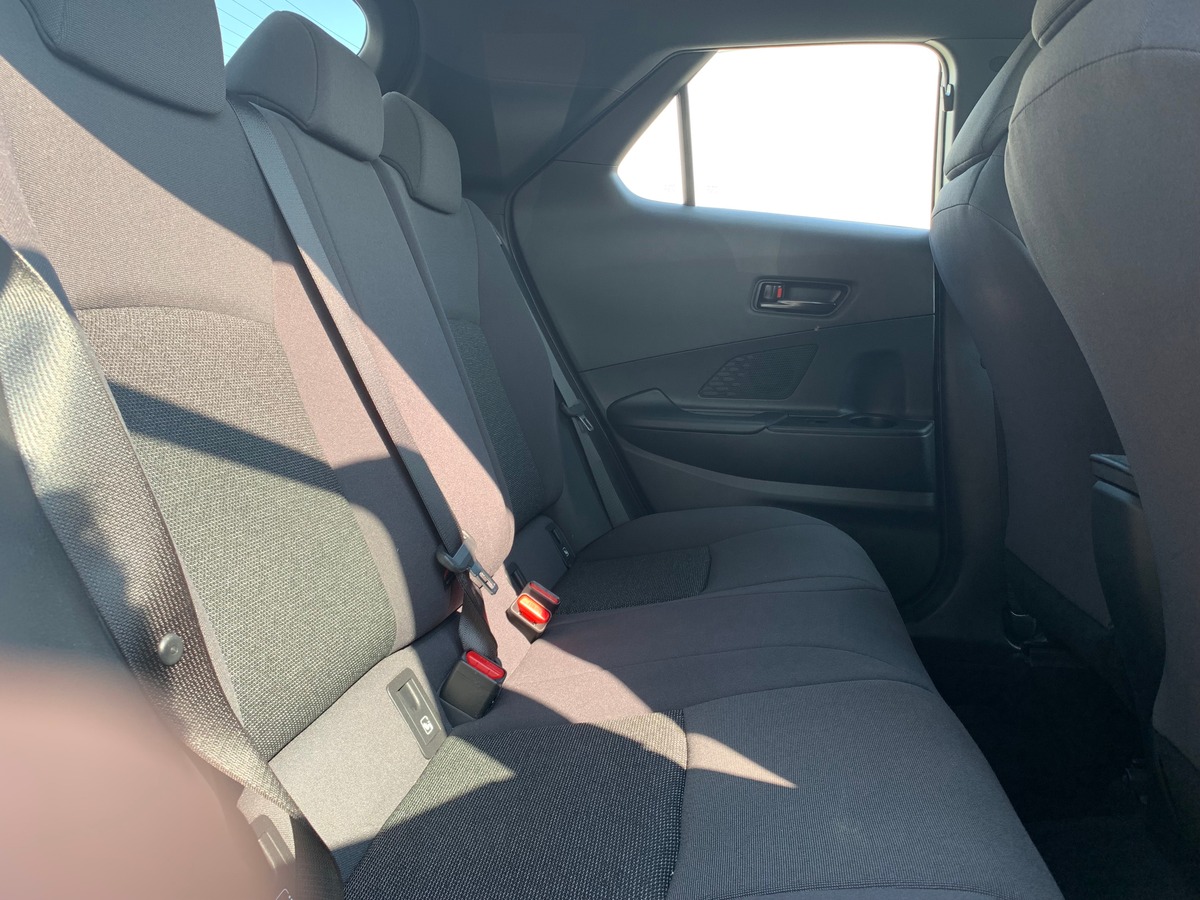 Toyota TOYOTA C HR 140 ch | Apple car Play Android Auto | Caméra de recul | Régulateur de vitesse