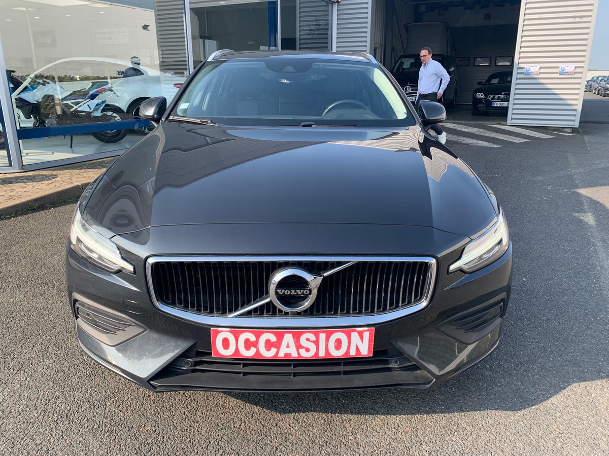 Volvo V60 150 ch | Momentum business | Caméra de recul | Avertisseur Angles Morts | Apple car Play