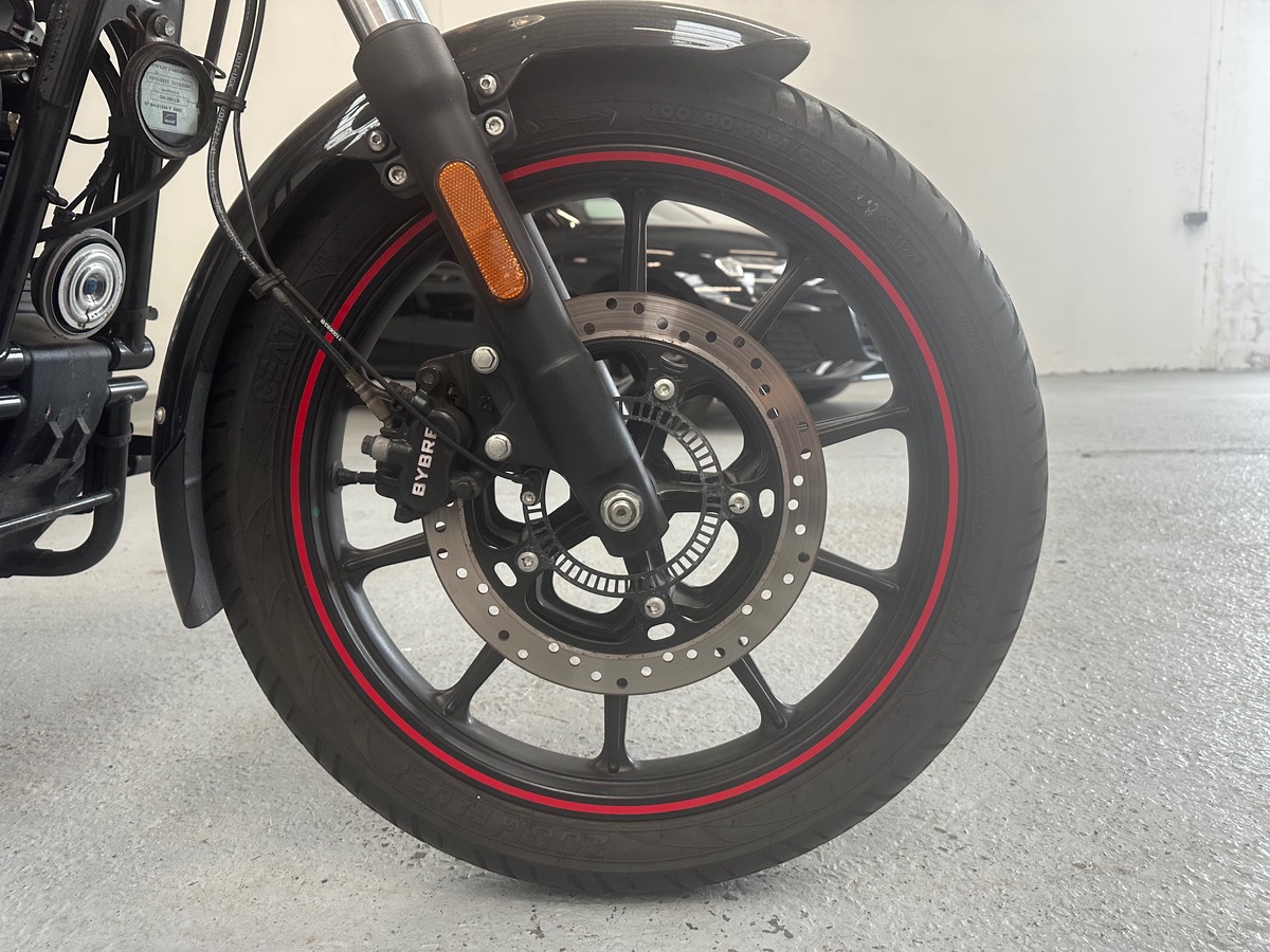 ROYAL ENFIELD Super Meteor 350 Meteor (pas Super Meteor)