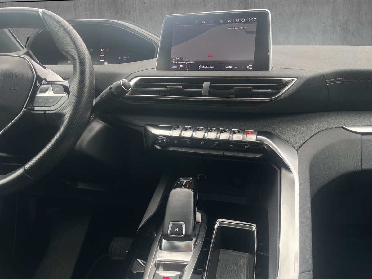 Peugeot 3008 1.5L BLUEHDI 130CV S&S EAT8 - GT LINE - TOIT OUVRANT/SIEGES CHAUFFANTS/CARPLAY