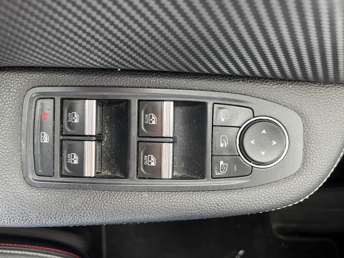 RENAULT Clio V 1.3 TCE 130 FAP RS LINE EDC, Sièges cuir chauffants, Caméra 360°, EasyLink 9,3"