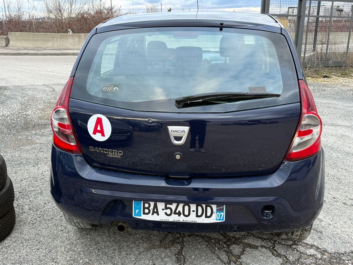 Dacia Sandero 1.4 MPI GPL eco2 72 cv BON ETAT GENERAL KIT EMBRAYAGE NEUV AVEC FACTURE
