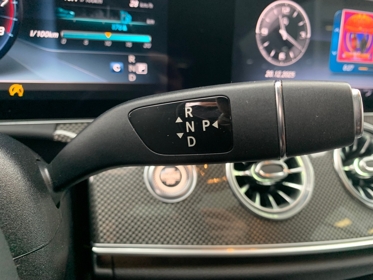 Mercedes-Benz Classe E Coupé 245 ch | 300 | EXCECUTIVE | Caméra 360° | Siéges chauffant, électrique