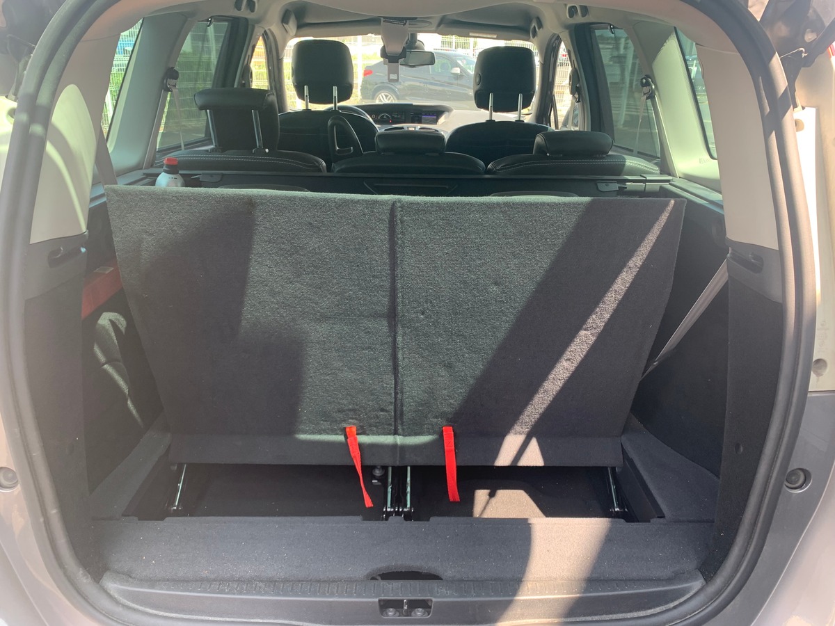 RENAULT Grand Scenic 130 chevaux | BOSE | 7 Places | Caméra de recul | Régulateur de vitesse | GPS