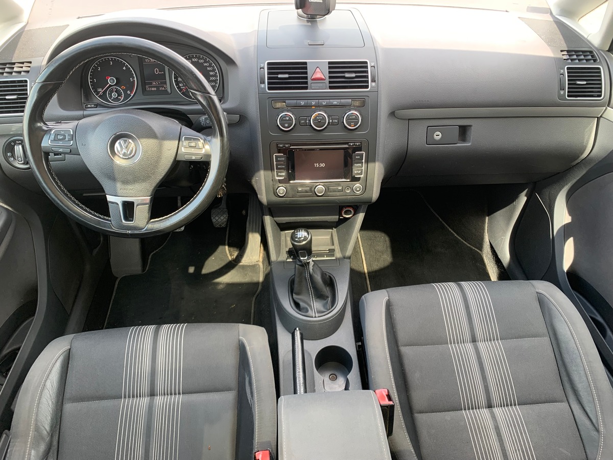 Volkswagen Touran 105 | Match | 7 Places | GPS | Régulateur vitesse | Bluetooth | Toit panoramique