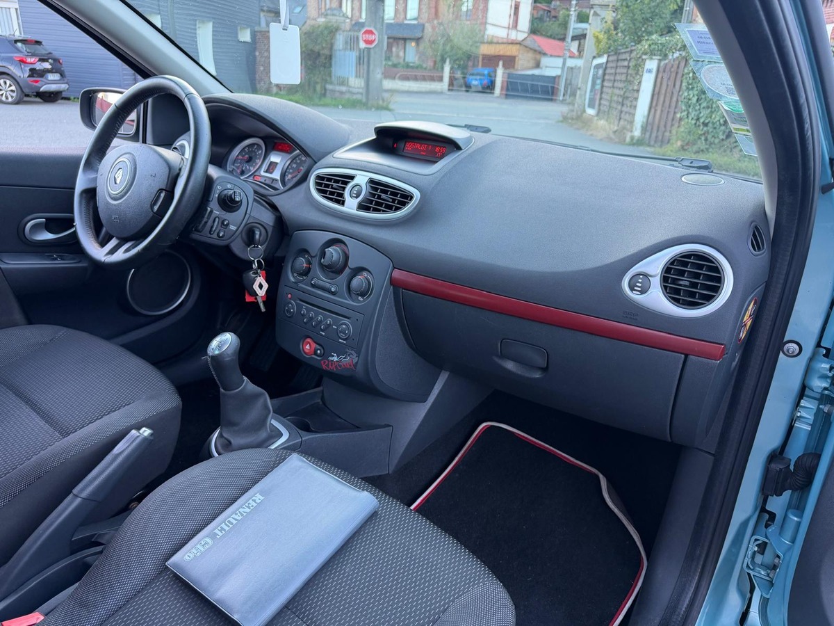RENAULT Clio III 1.5 DCI 70 RIP CURL 5 Portes- Distribution neuve- Garantie