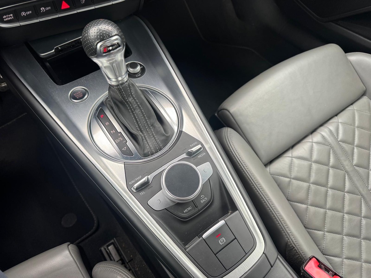Audi TT MK3 230CV 2.0 TFSI Quattro - Française - S-Tronic - S-Line