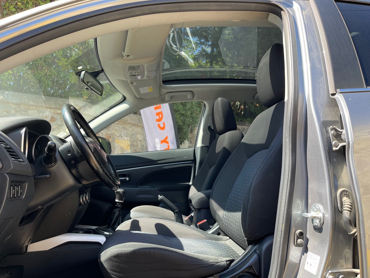 Mitsubishi ASX 1.8 DID 115 CV / 1er Main /Toit Panoramique / Clim Auto / Moteur à Chaine