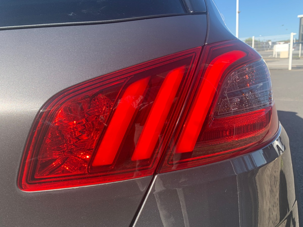 Peugeot 308 130 ch | Allure | Premiére Main | Caméra de recul | Radar avant | Régulateur de vitesse