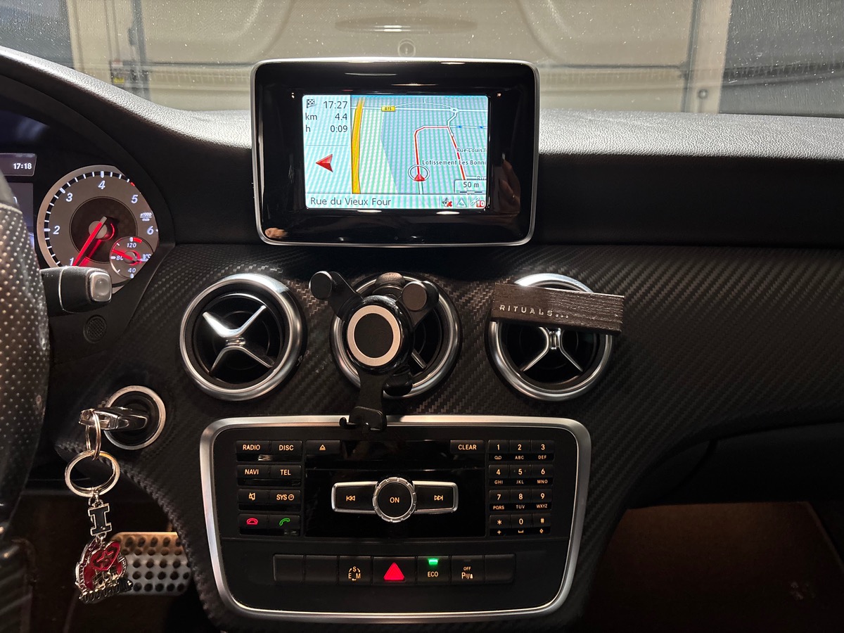 Mercedes-Benz Classe A 136 cv Boîte auto finition fascination pack AMG