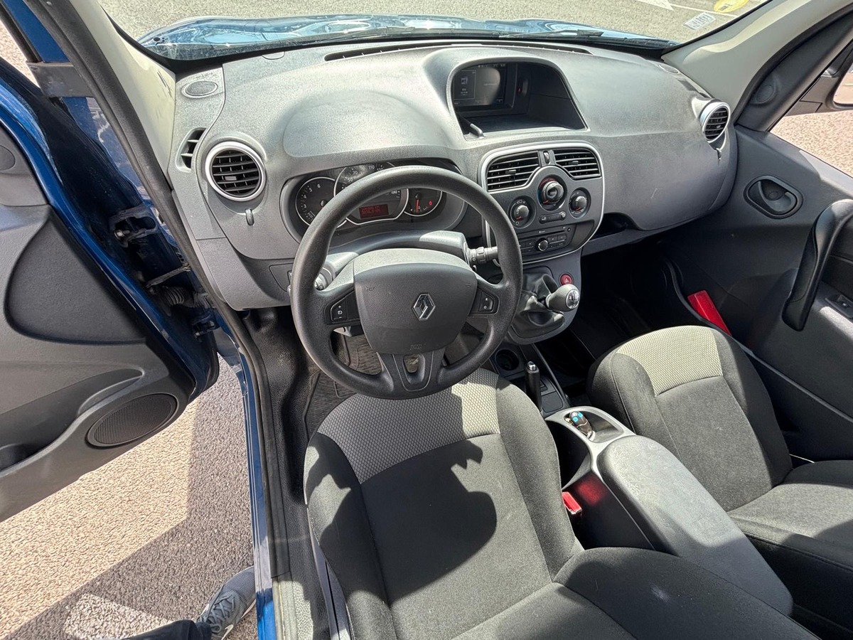 RENAULT Kangoo Express 1.5 Blue dCi 95ch Extra R-Link - PRIX HT -  TTC : 9 990 € - Garantie 12 Mois