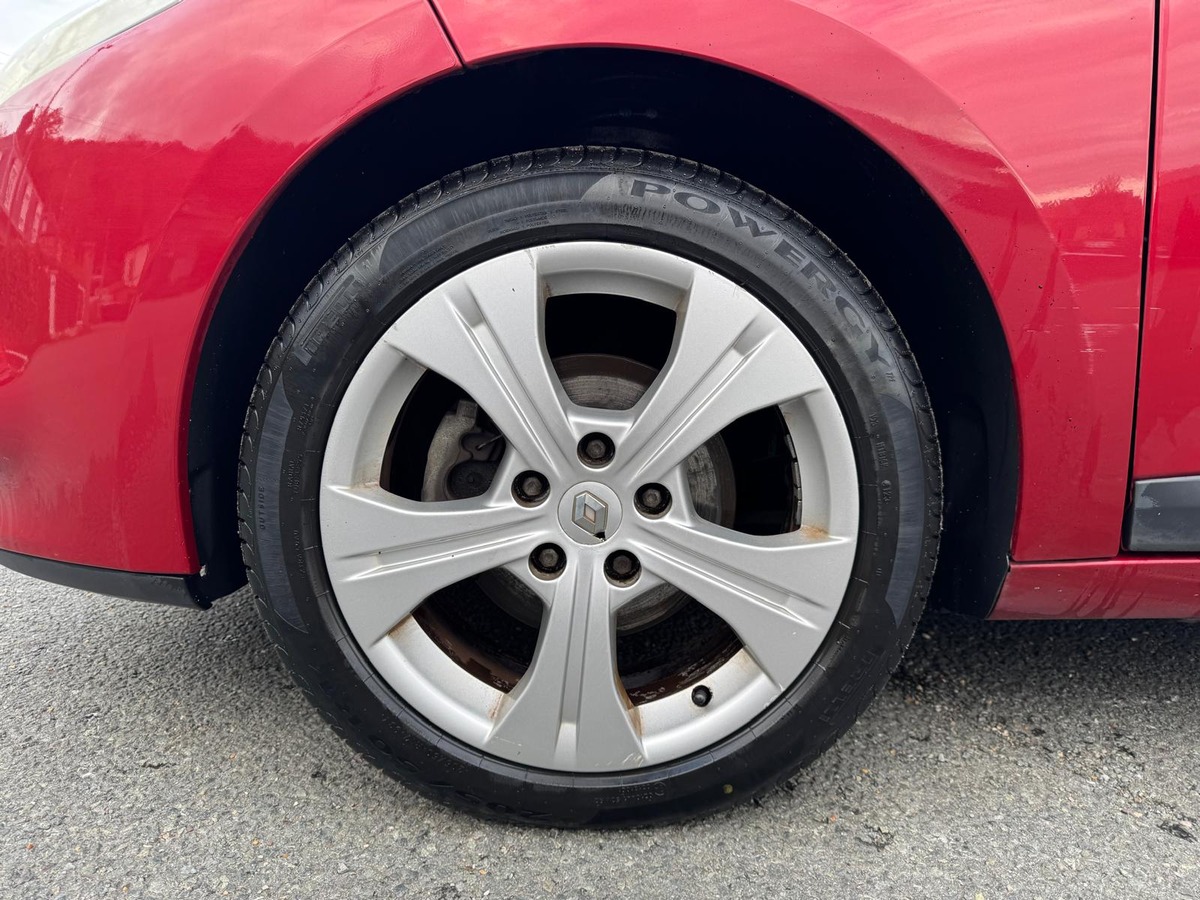 RENAULT Megane 1.5 DCI 110cv Dynamique - Garantie - première main