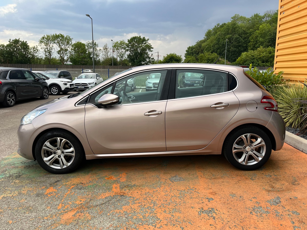 Peugeot 208 5 Portes 1.2 VTi 82 ch
