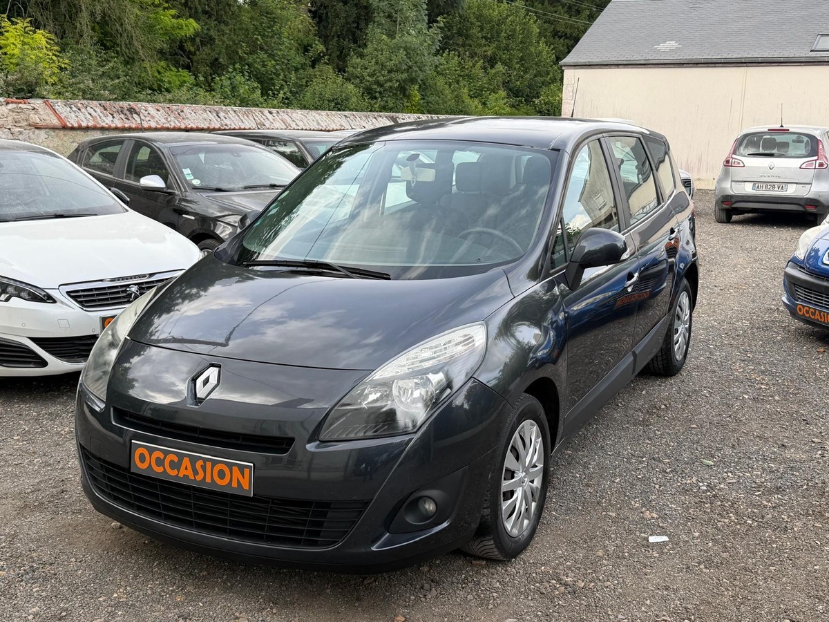 RENAULT Grand Scenic