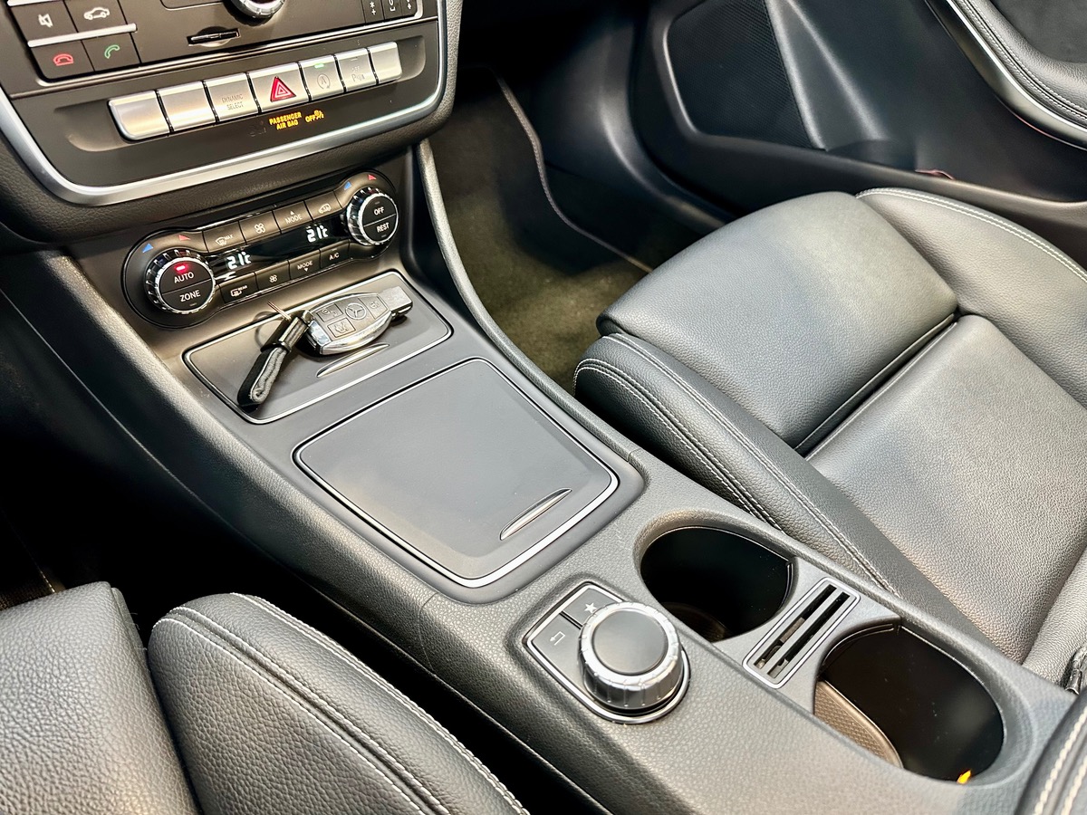 Mercedes-Benz CLA (2) 200d 2.1 136 Starlight Edition 7G-DCT 1° Main Options+++ c