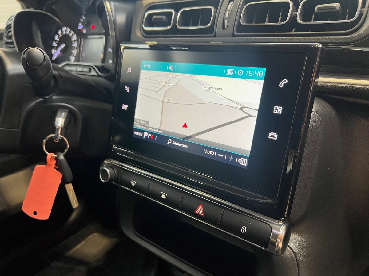 Citroën C3 III 1.2 110 ch S&S SHINE EAT6 GPS/CARPLAY/CAMERA/REGULATEUR