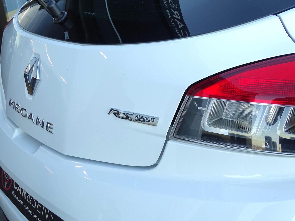 RENAULT Megane Coupé III (D95) 2.0T 265ch RS TROPHY