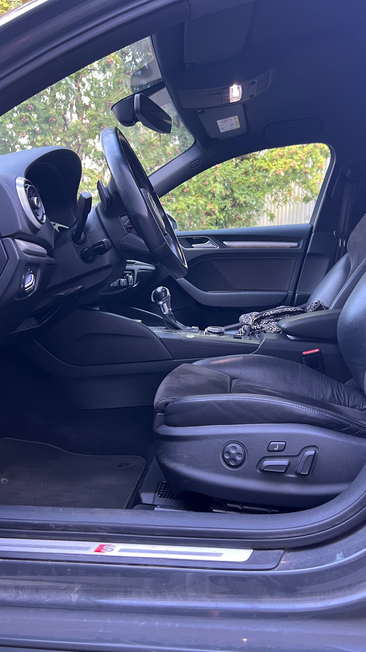 Audi A3 2.0 TFSI 190ch S-Line Quattro S tronic 7 - Gris Nano - Virtual Cockpit -  Système B&O -
