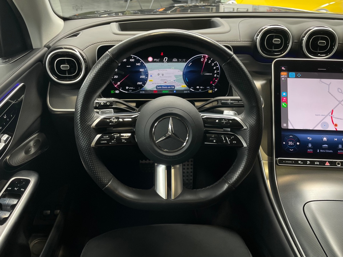 Mercedes Benz GLC 300E EQ POWER 4MATIC 9G-TRONIC - AMG LINE - ENTRETIEN CONSTRUCTEUR - 1ERE MAIN