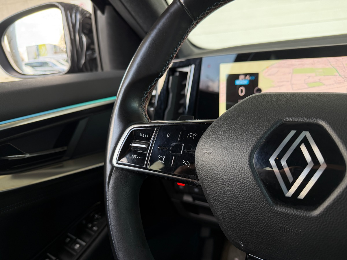 RENAULT Espace VI Esprit Alpine E-TECH 1.2 200 Hybrid 2WD Xtronic (7P)