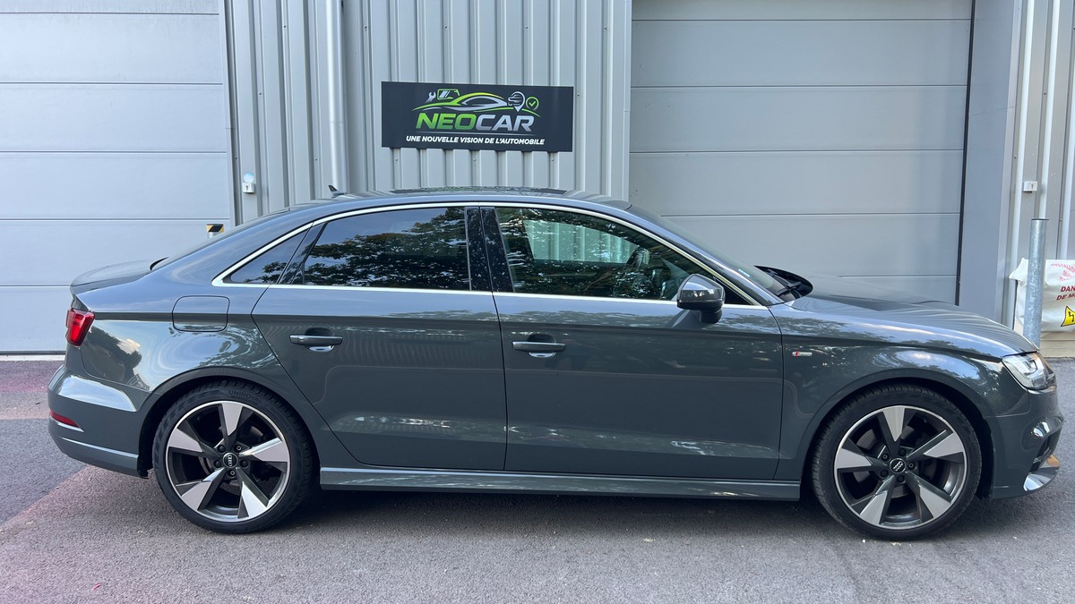 Audi A3 2.0 TFSI 190ch S-Line Quattro S tronic 7 - Gris Nano - Virtual Cockpit -  Système B&O -