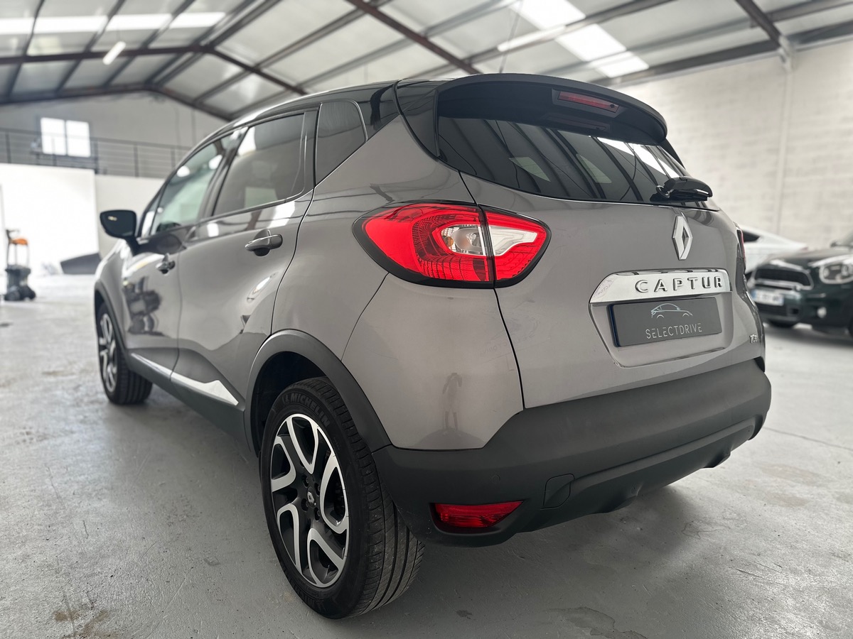 RENAULT Captur 1.2 TCE 120 ENERGY INTENS EDC