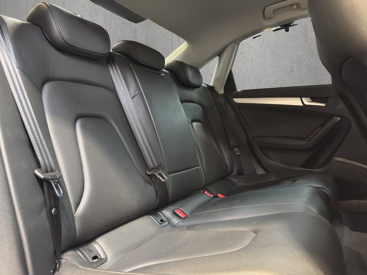 Audi A4 PHASE 2 1.8 TFSI 170CV  MULTITRONIC8 AMBITION LUXE ATTELAGE/SIEGE CHAUFFANT/VENTILEES A