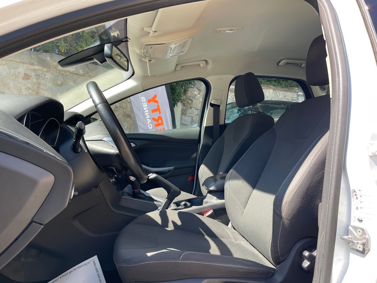 Ford Focus 1.6 T VCT 125 CV / 5 portes /Double sortie de Pot Type RS /Boite Auto