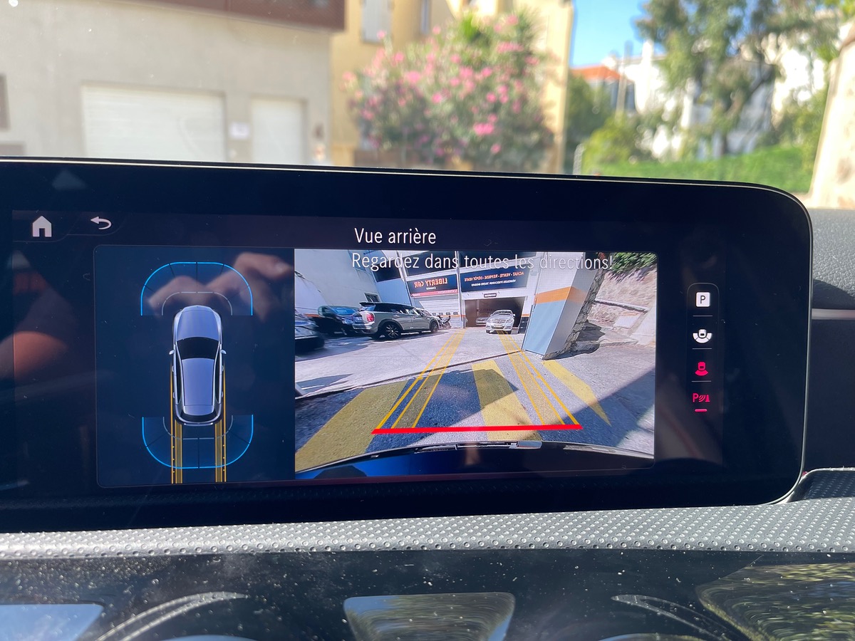 Mercedes Benz Classe A 200 Phase 2 / AMG Line / Toit Ouvrant / Pack Ambiance / Jantes AMG