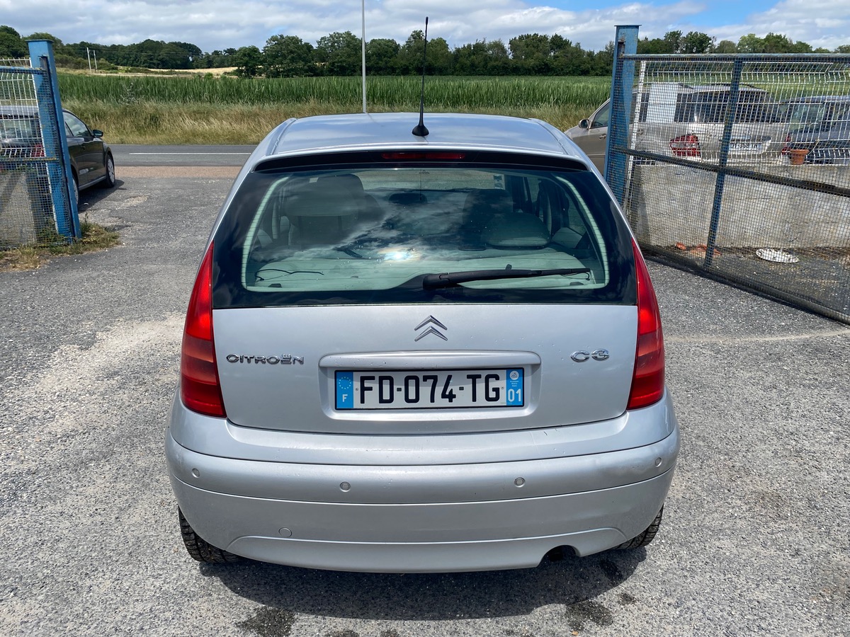 Citroën C3 1.4i 90cv boite auto 114055km nous sommes ouvert ce lundi 14